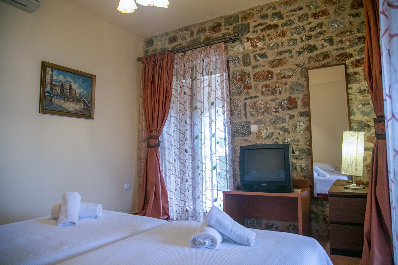 Sophia Limeni View Otel Areopoli Dış mekan fotoğraf